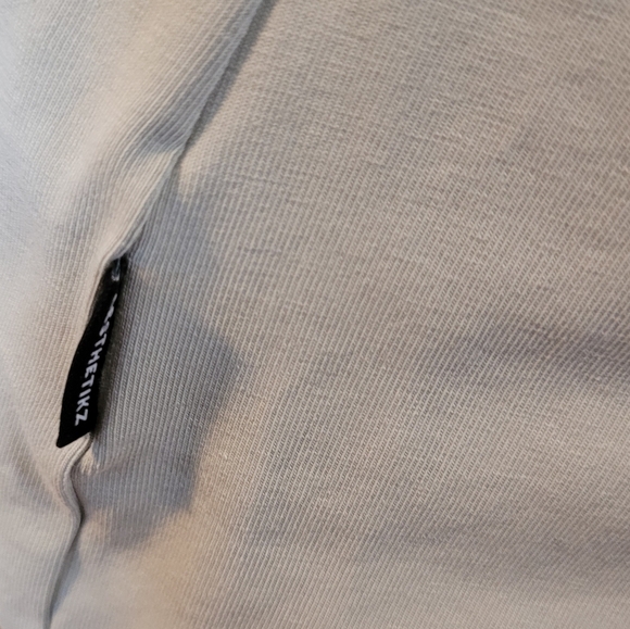 DAILY AESTHETIKZ Men's Short Sleeved T-shirt, Size Medium - Picture 8 of 15